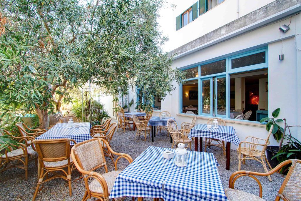 Hostal Paris Port de Pollenca Luaran gambar