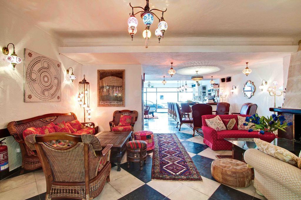 Hostal Paris Port de Pollenca Luaran gambar